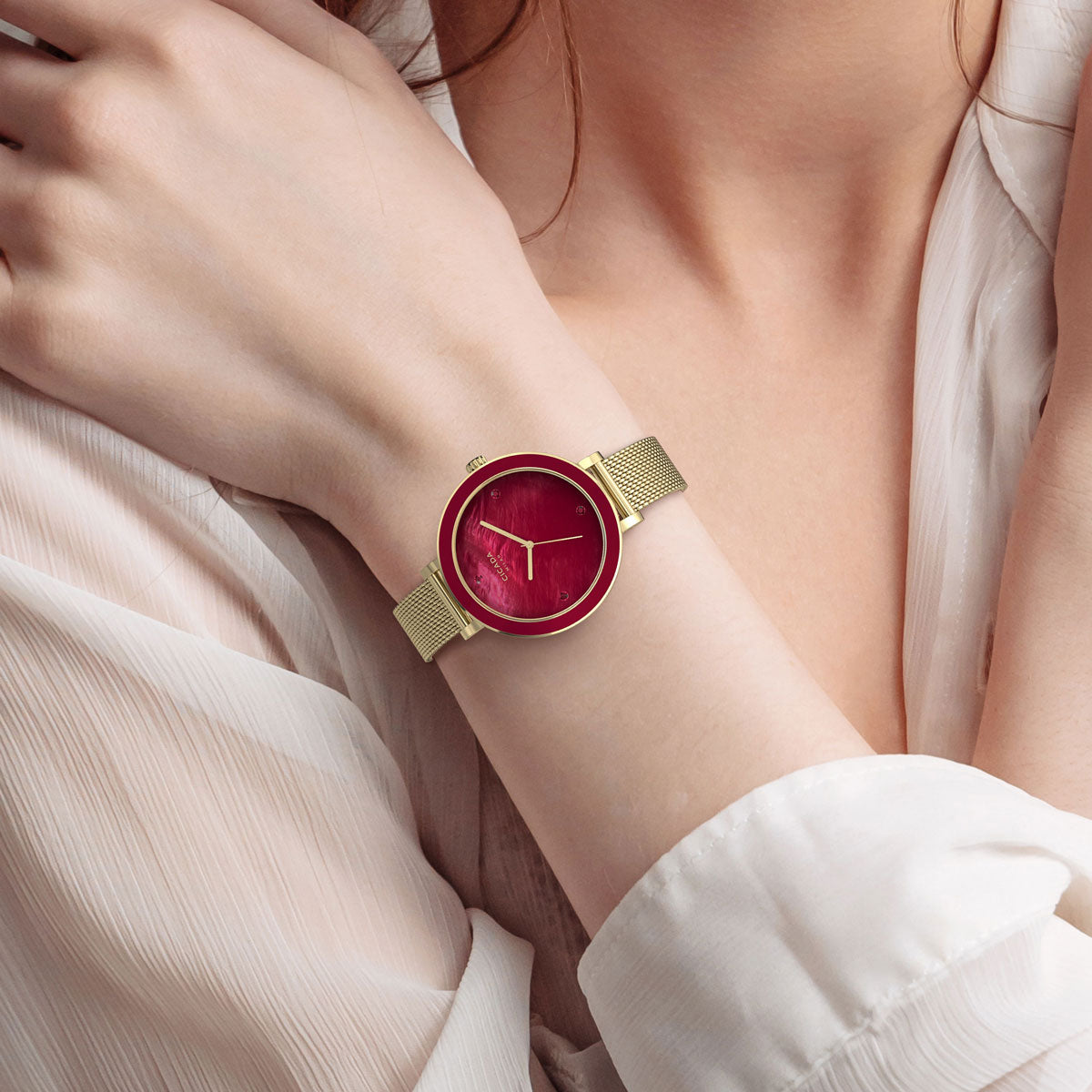 Zegarek na złotej bransolecie - Cicada Amore