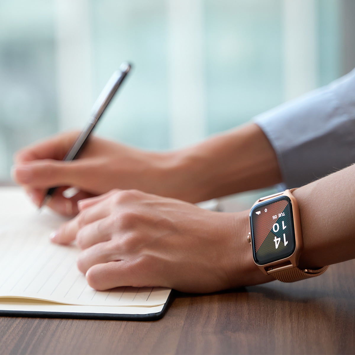 Smartwatch na różowym pasku - Garett GRC Activity 2