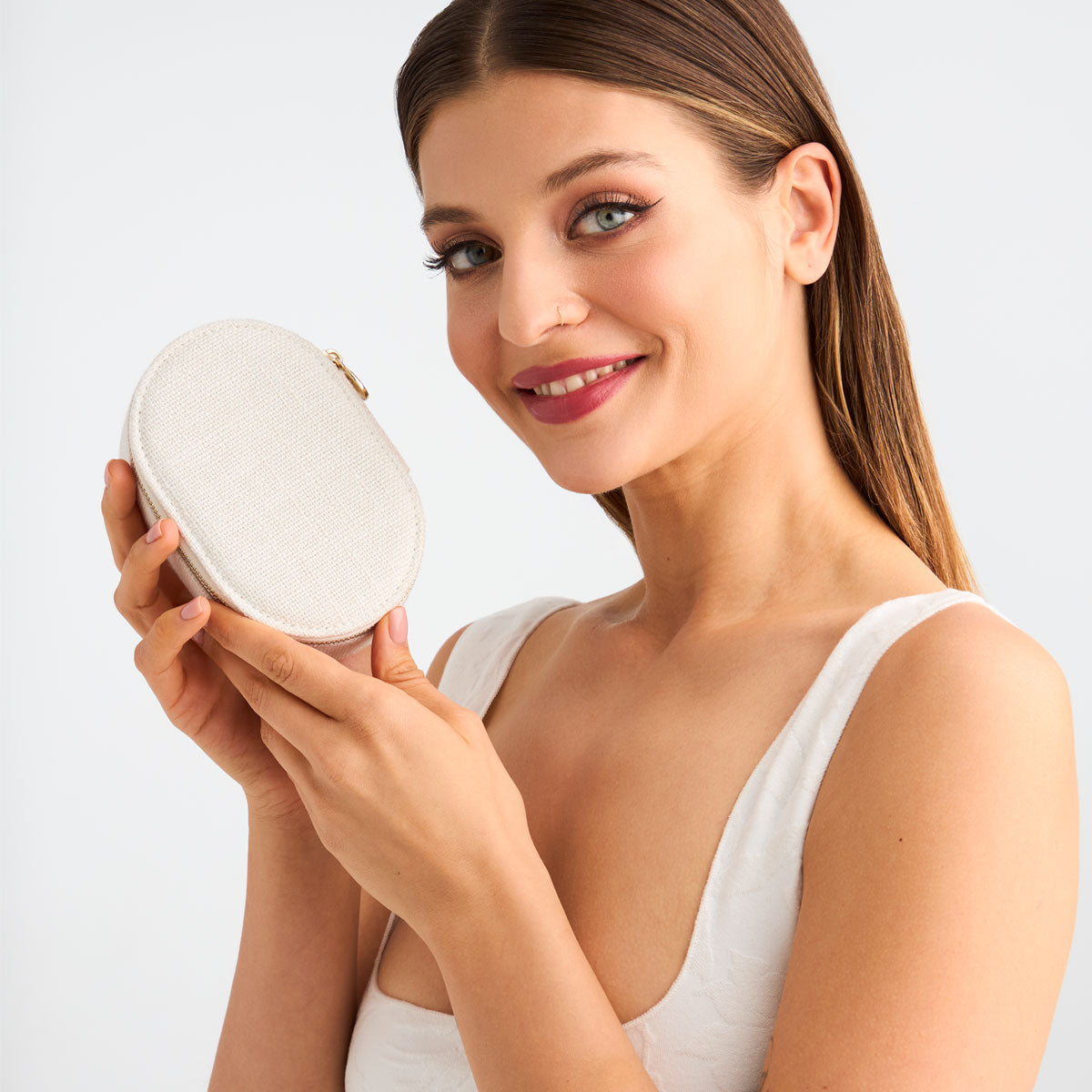 Szkatułka na biżuterię lniana - kremowa