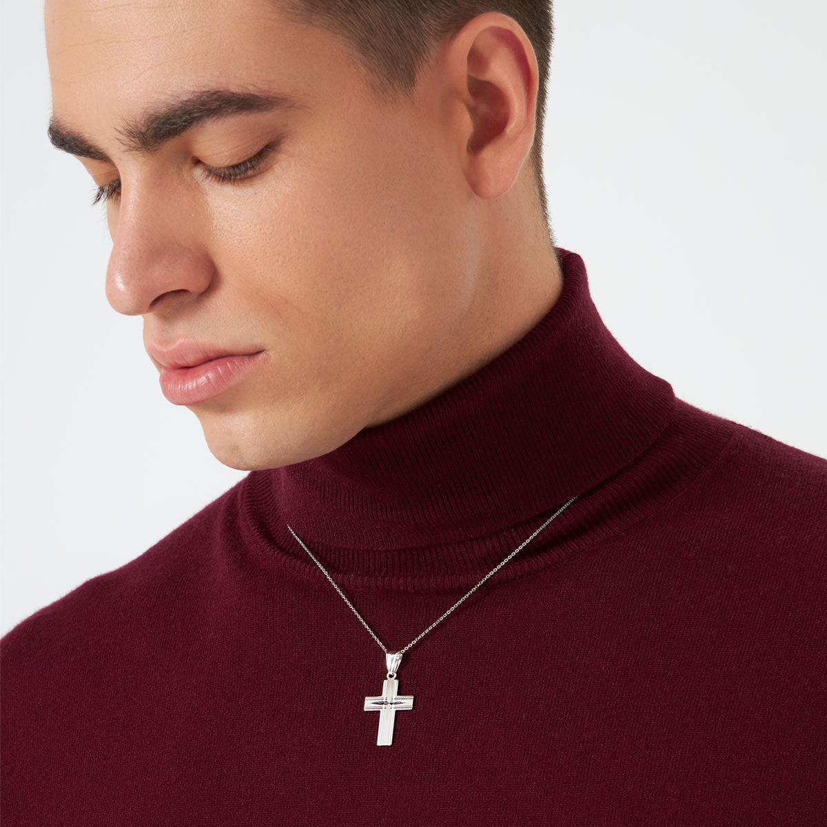 Zawieszka srebrna - krzyżyk